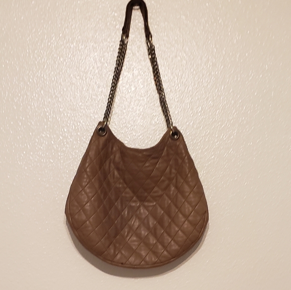 PAUL & SISTER QUILTED TAUPE LAMB LEATHER HANDBAG - Picture 3 of 10